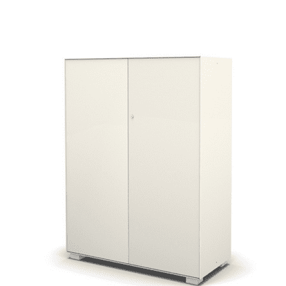 Cabinet with hinged doors (2)