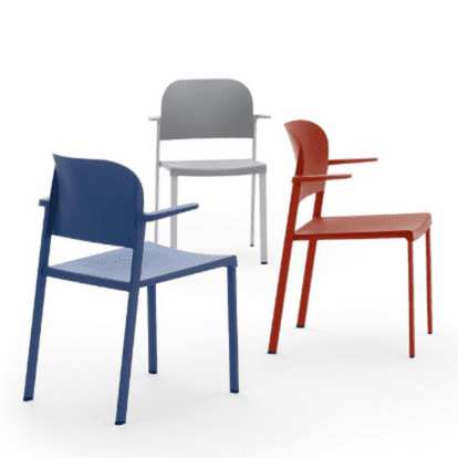MAKEUP PLASTIC ARMCHAIR